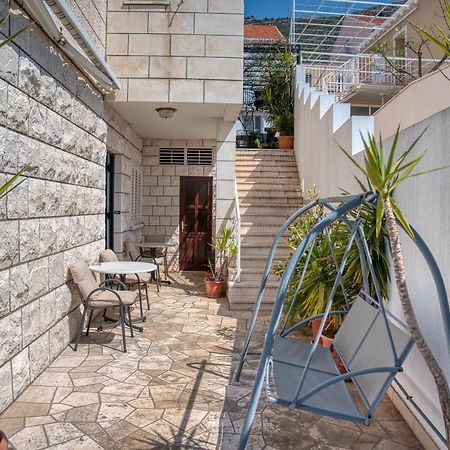 Guesthouse Victoria II Dubrovnik Exterior photo